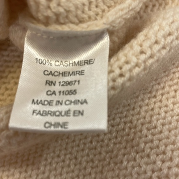 360 Cashmere cream sweater size medium - Picture 10 of 12